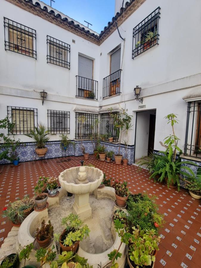 Apartamento En El Patio De La Juderia Kordoba Bagian luar foto