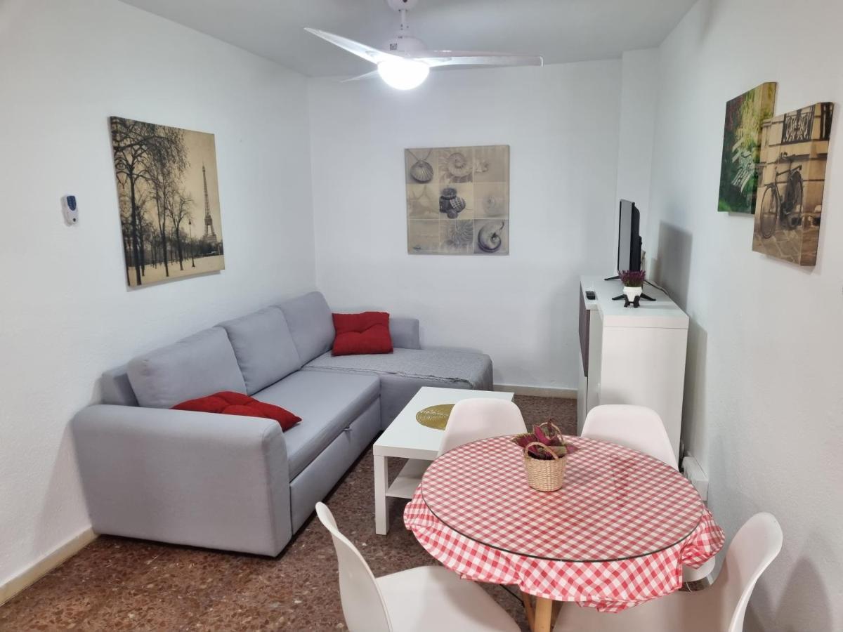 Apartamento En El Patio De La Juderia Kordoba Bagian luar foto